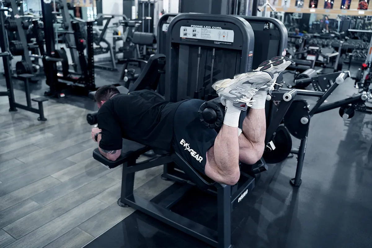 PRONE LEG CURL