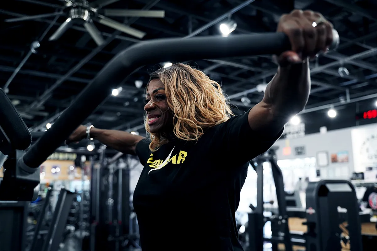 STANDING LATERAL RAISE & CROSSOVER