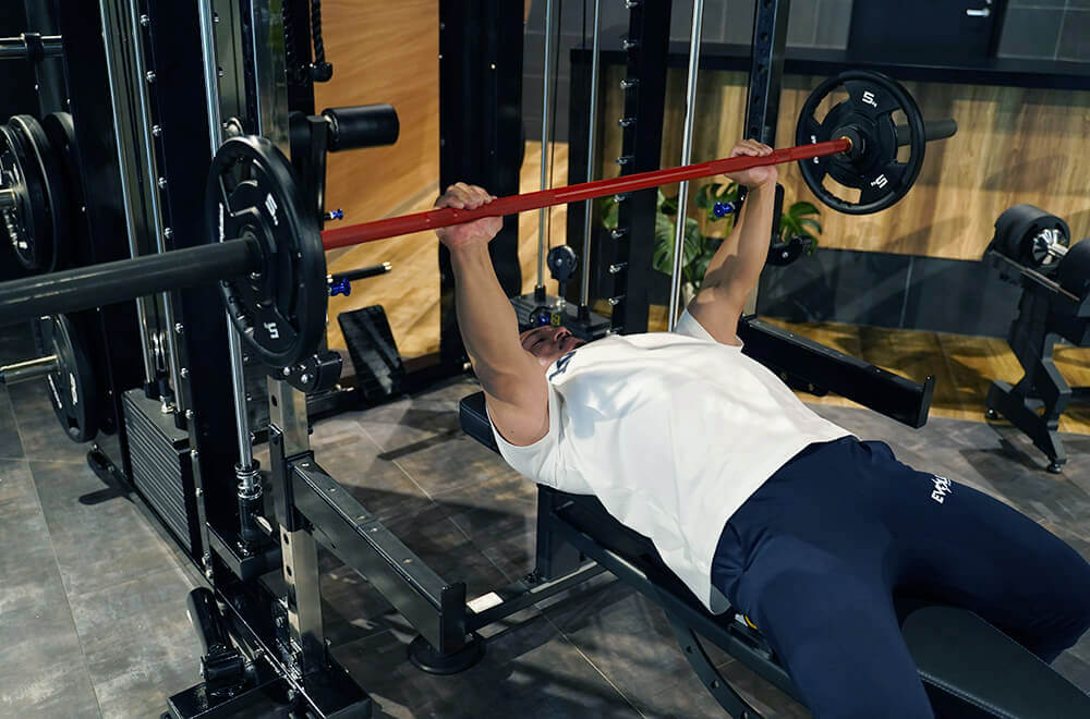 BENCH PRESS